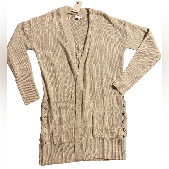 Sweaters - Cardigan with laced sides.